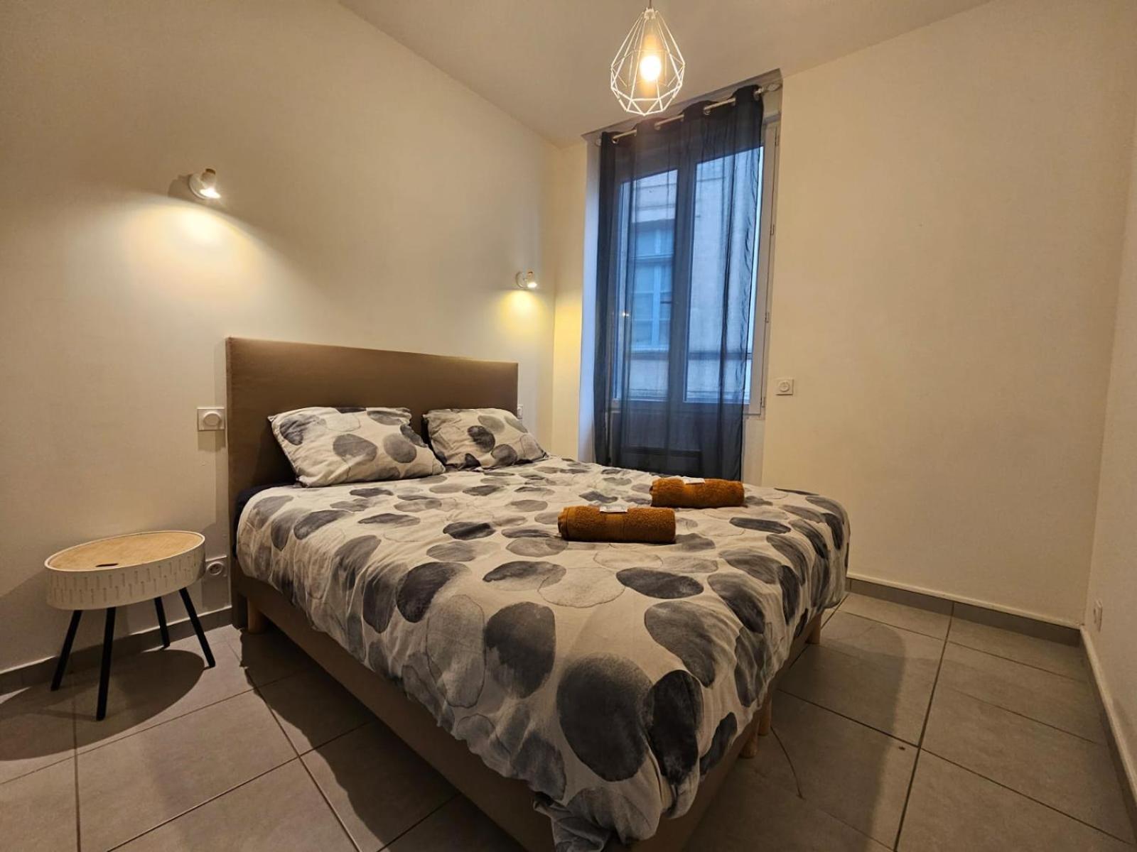 Apartment Le Contemporain-2 Chambres-vue Eglise Saint Paul *