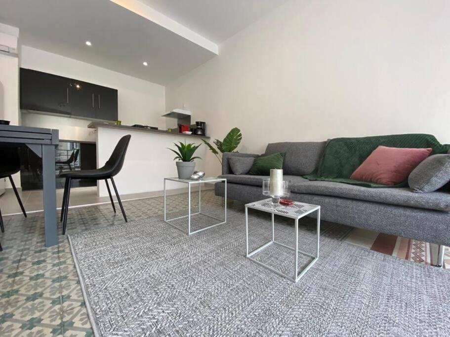 Apartment Le Contemporain-2 Chambres-vue Eglise Saint Paul *