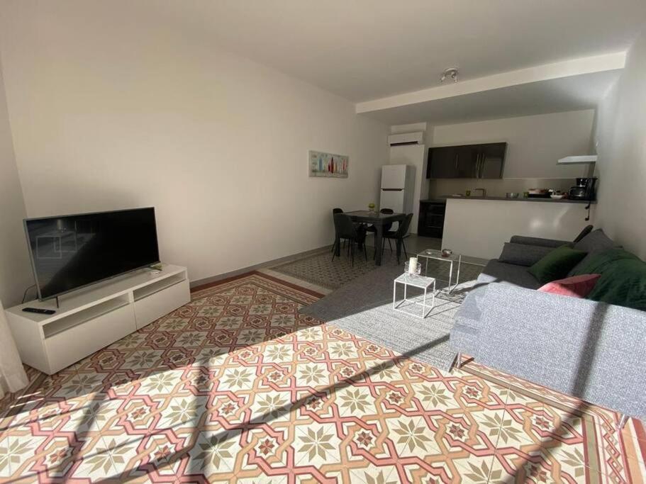 Le Contemporain-2 Chambres-vue Eglise Saint Paul Apartment *
